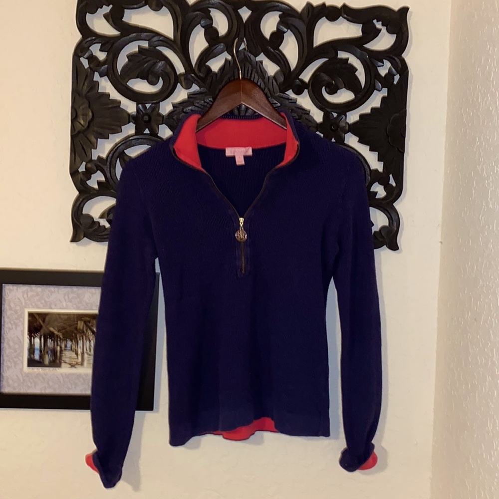Small Lilly Pulitzer pullover sweater.